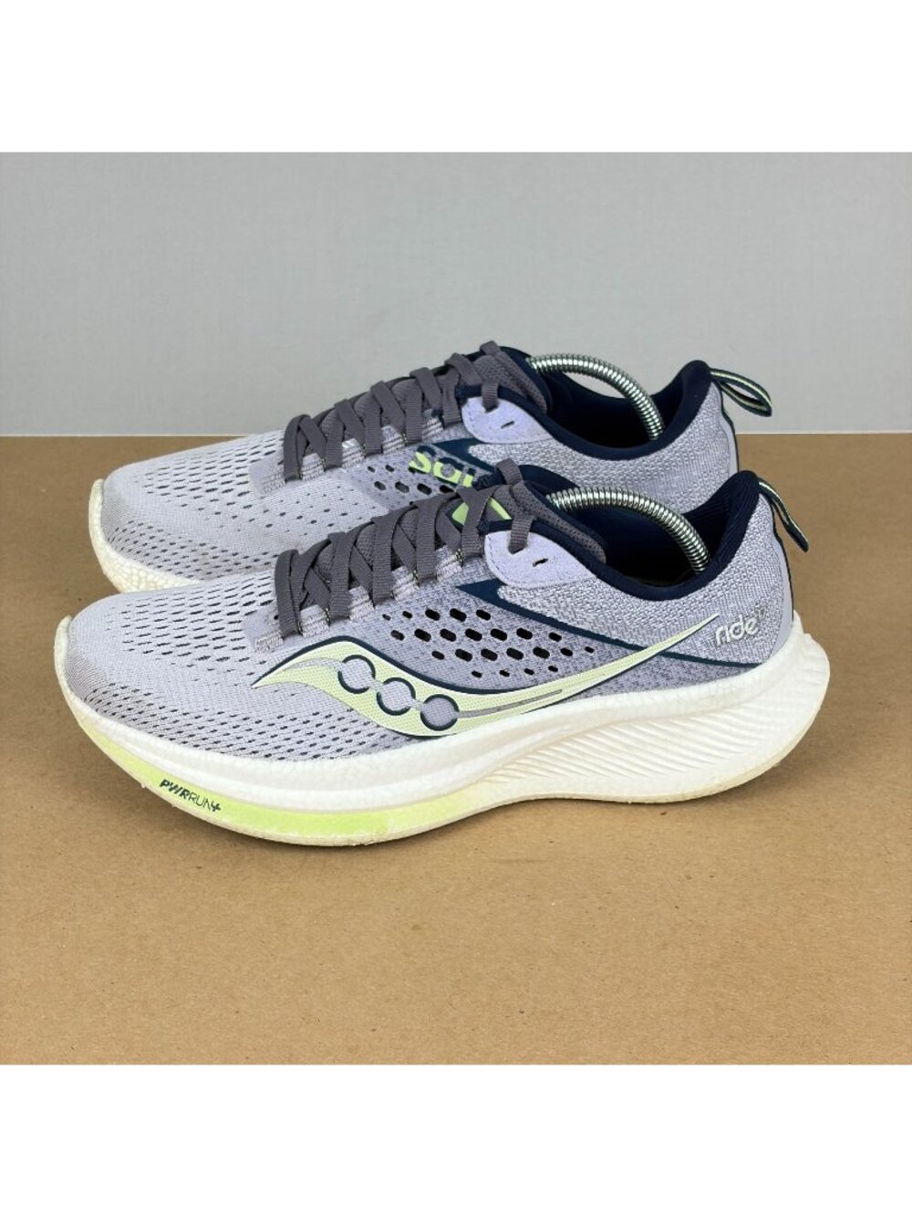 Saucony Ride 17 Athletic Running Shoes Womens 8.5 Purple Green Breathable